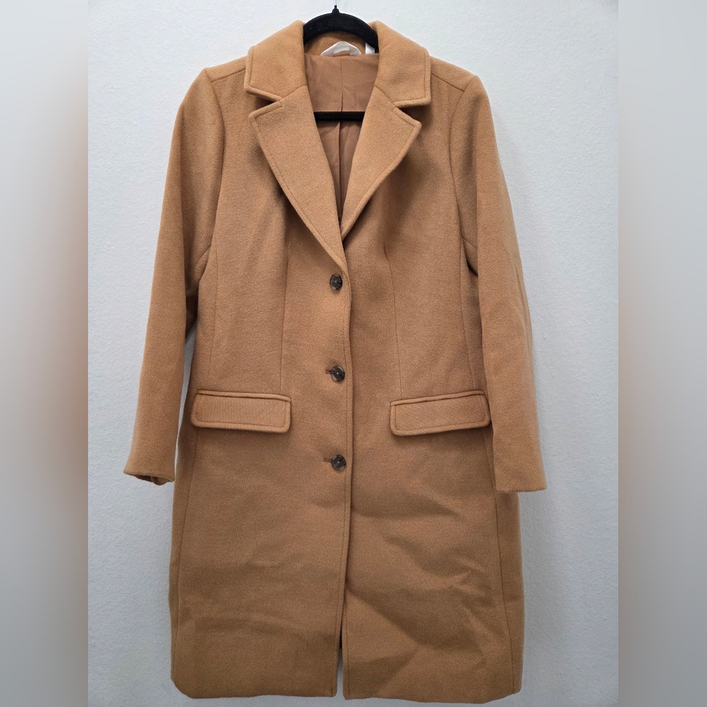 Elegant Tan Women's Trench Coat